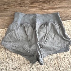 Lululemon Shorts - Size 4